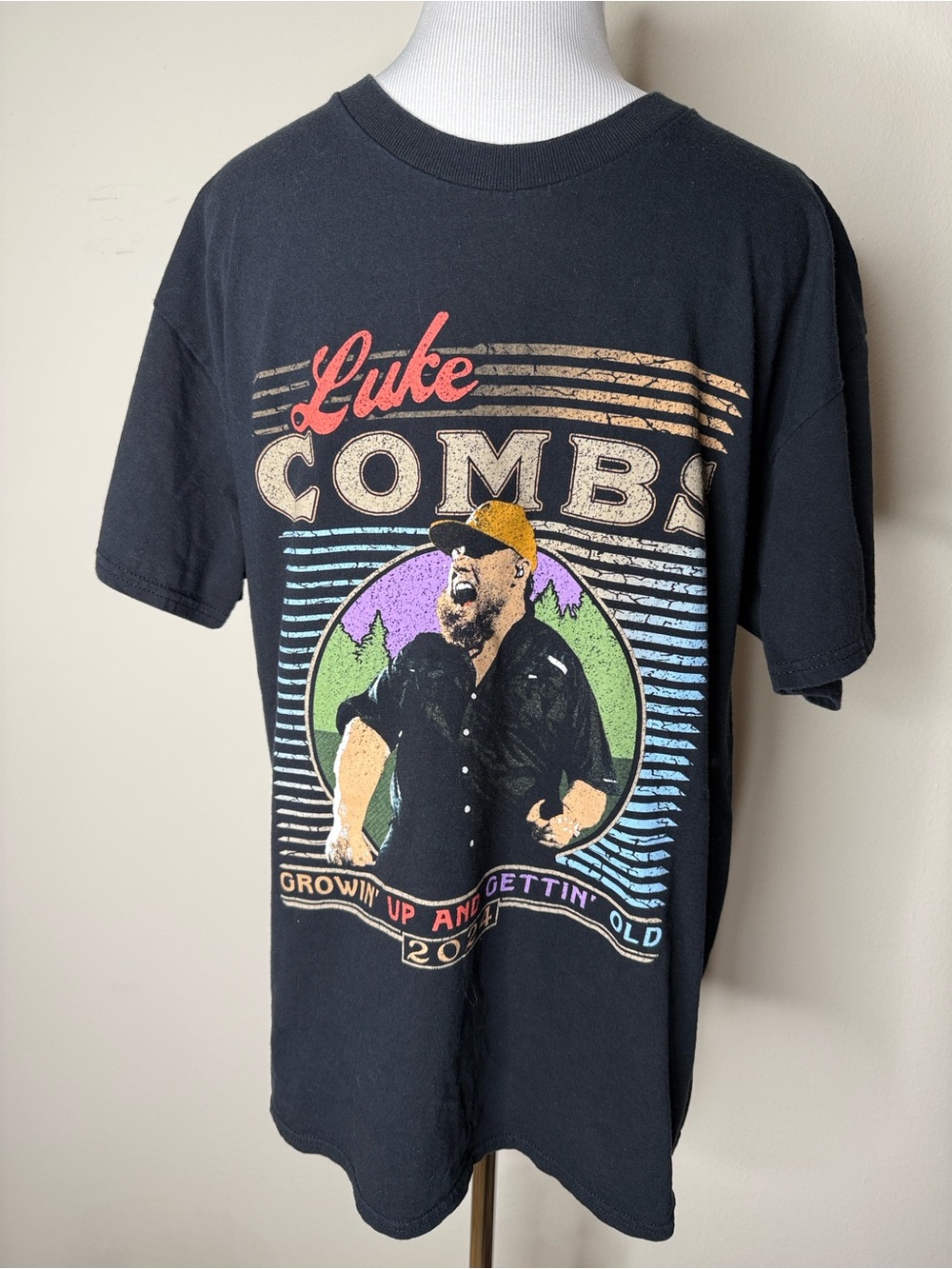 Luke Combs 2024 Growin’ Up and Gettin’ Old Black Tour Tee